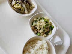 -浦东图书馆读者餐厅