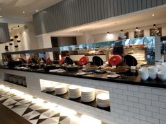 自助取餐区-昆山琶拉帝诗酒店·河畔咖啡厅Riverside Cafe