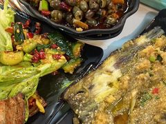 -云晓光头烧烤吧(德平路店)