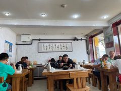 大堂-梁师傅砂锅(哈达西街店)