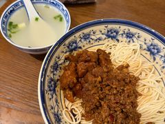 -辣肉面大王(天平路店)