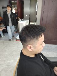 -藤野造型烫发染发