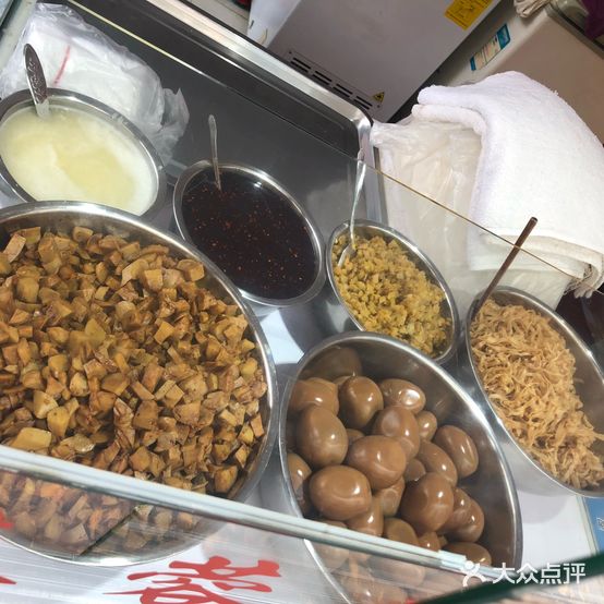 芙蓉蛋卷麻辣鸭脖(新街步行街购物中心店)
