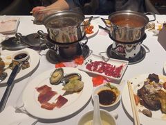 -广州万富希尔顿酒店·感趣自助餐厅·金秋蟹宴生蚝海鲜刺身烧烤