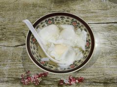 荷包蛋-玉林汤圆