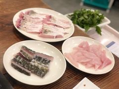 -正能量脆肉鲩火锅