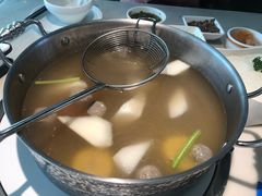 -左庭右院鲜牛肉火锅(浦江欢乐颂店)