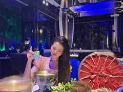 -皇马海口湾海景酒店(万绿园秀英港店)