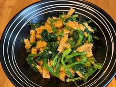 菠菜拌面筋-胖老汉椒麻鸡清真新疆菜(西御街店)