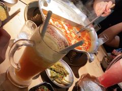 -湊湊火锅·茶憩(杭州湖滨银泰in77店)