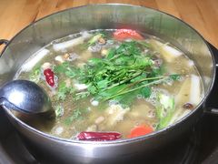 -大众跷脚牛肉馆·非遗传承单位(峨眉山店)