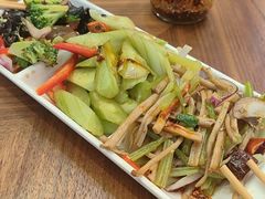 -丝路传奇·中国拉面航母店(北医三院店)