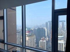-Ting无边际江景酒店(重庆解放碑云端之眼店)