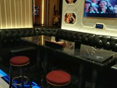 -皇马纯KTV·量贩·聚会(民治店)