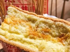 流心咸蛋黄蛋糕-汤姆大师傅鲜香牛肉饼(深圳保利文化广场店)