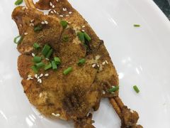 -覃记海鲜美食餐厅