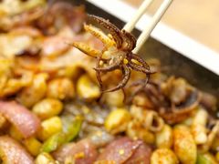 -老东镇啤酒屋海鲜加工·蒸汽海鲜·海鲜烧烤(台东店)