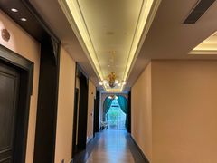 -沙龙酒家