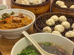 -佬钱湾仔(衣裳街店)