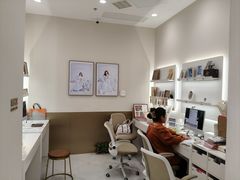 -HIMO海马体照相馆(上海华润CP静安店)