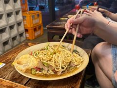 -方铲铲·成都板凳面(滨江银泰店)