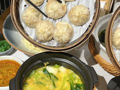 -馋三尺蟹粉小笼(人民广场店)