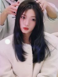 -FRIDAY星期五专业美发沙龙