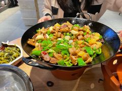 -聚鑫朋酸菜肥肠(文艺路口店)