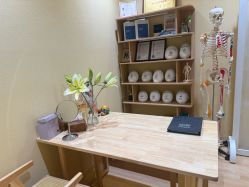 -小颜秘家·韩国整骨