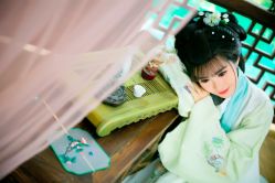 -九月鹰飞汉服摄影工作室