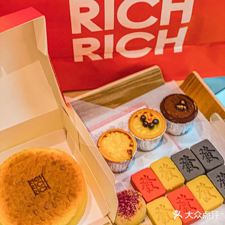 沈阳首家港风烘焙店🛍️超大网红爆款拍照纸袋即可拥有