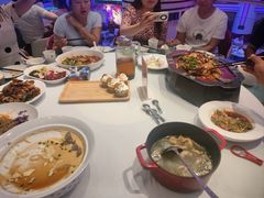 -巴特餐饮6加1音乐餐吧·新疆菜