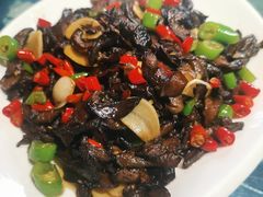 米辣牛肝菌-香满楼(临安路店)