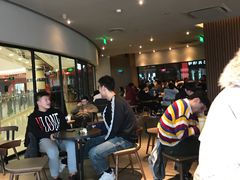 等位区-星巴克(盐城五洲国际店)