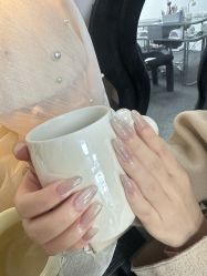 -芊屿芊浔美甲