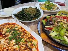 -洪霞餐馆