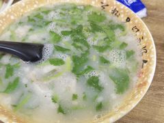 -吕记清真美食城(永兴服装街店)