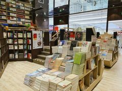 -钟书阁(群光广场店)