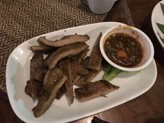 猪颈肉-自然餐厅(Phuket)