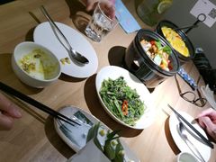 -默加东南亚美食(大宁音乐广场店)