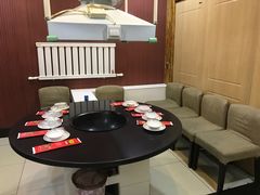 -屯靠屯地锅王(西南路店)