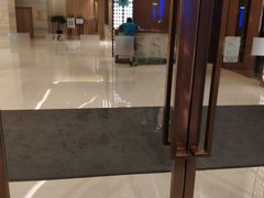 -苏州汇融广场假日酒店