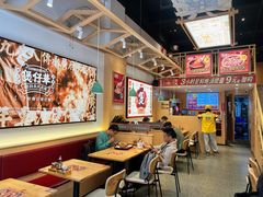 -华记煲仔华·煲仔饭(市桥易发店)