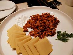 京酱肉丝-京味斋·北京烤鸭(北京南站洋桥店)