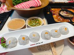 -老牌坊云南鱼豆花火锅(哈西万达店)