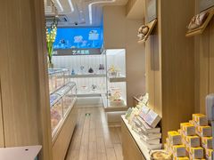 -好利来(东四店)