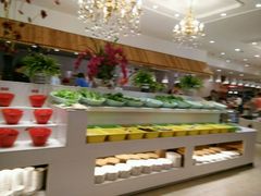 -泉福居酱骨头自助广场(南大街商业步行街店)