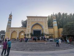 -艾提尕尔清真寺