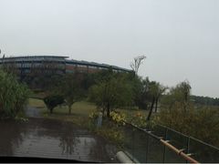 -上海滴水湖皇冠假日酒店