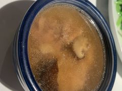 -八府香鸭·啫啫煲(华山路店)
